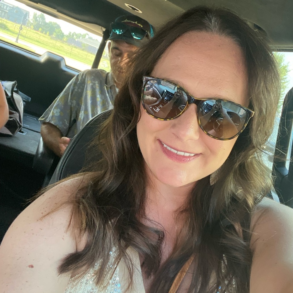 Meet your Posher, Amie